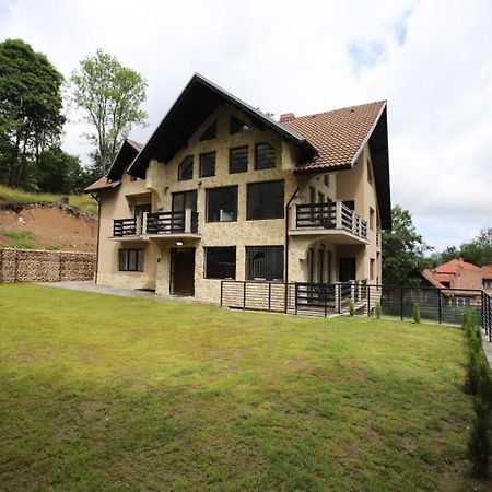 Kassa Villa Bran  Buitenkant foto