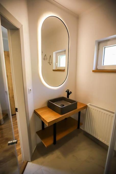 Kassa Villa Bran  Buitenkant foto