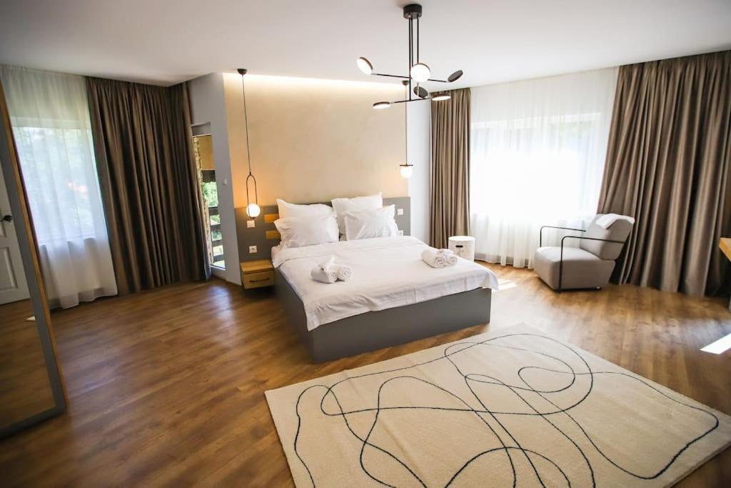 Kassa Villa Bran  Buitenkant foto